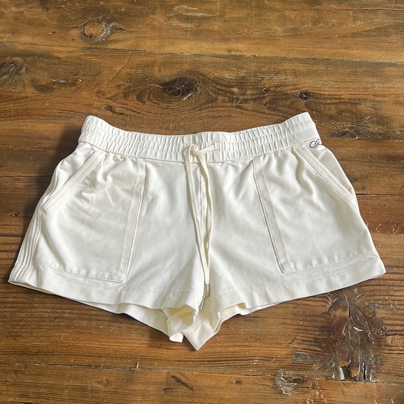 Calia by Carrie Underwood Shorts - Picture 1 of 7